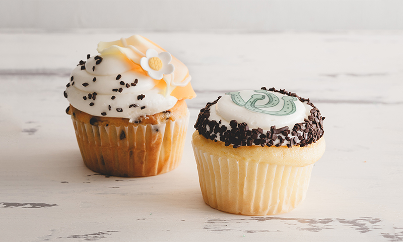 BlogImage_HorseshoeCupcakes
