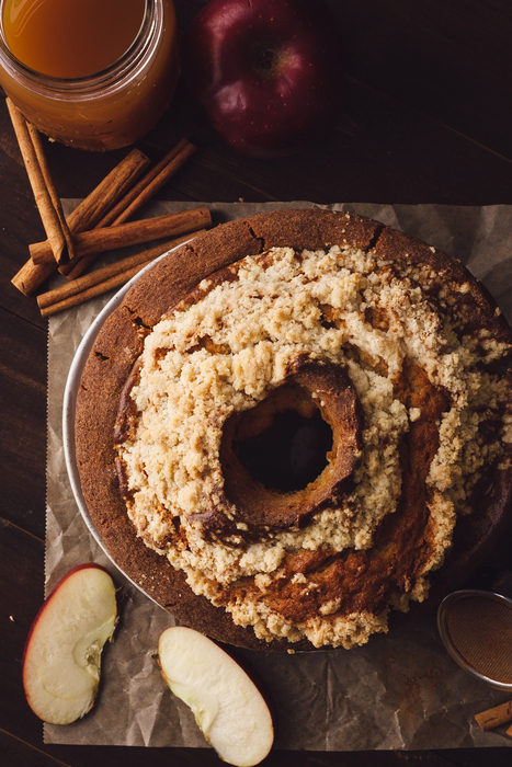 apple-cider-cake-promotion-photot