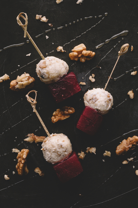 roasted-beet-goat-cheese-skewer