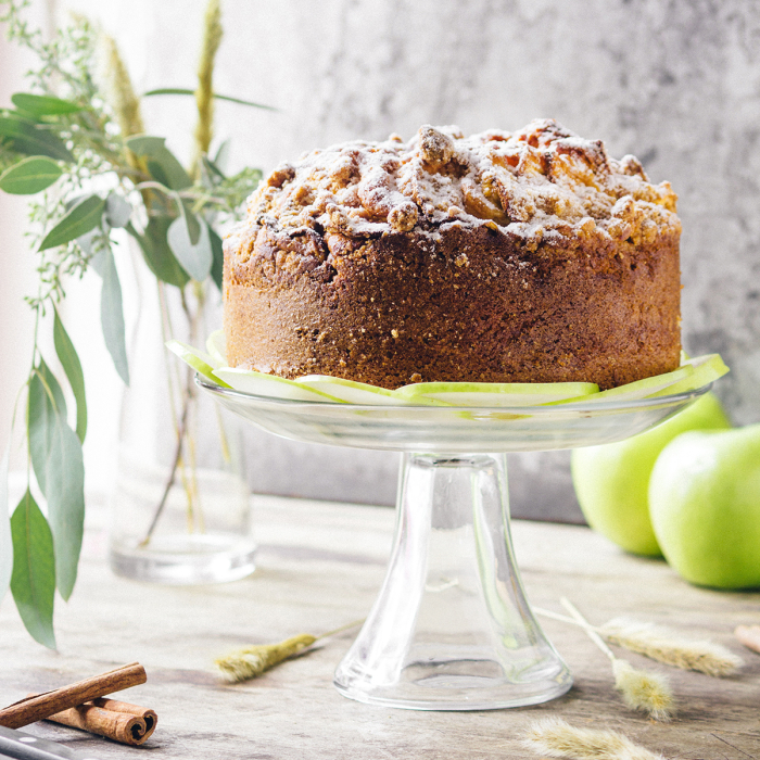 Traditional Apple Cake