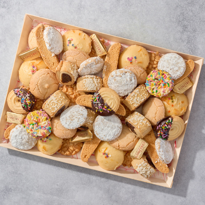 Mama's Italian Cookie Tray