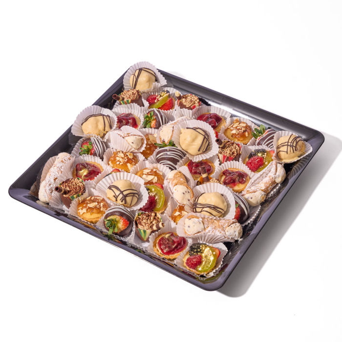 Elegant Petit Pastries